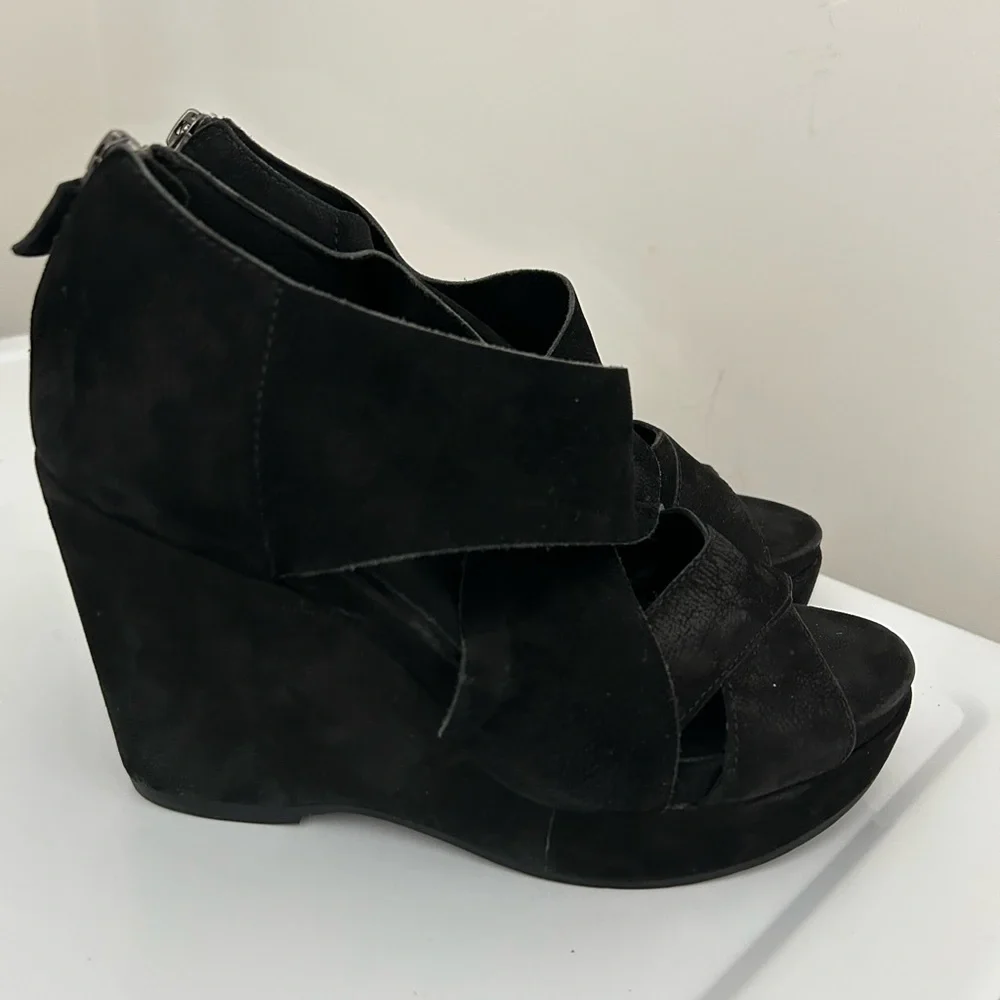Eileen Fisher Suede Wedge Sandals Zipper Detail Zipper Detail Black Size 6